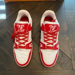 Buy Product (RED) x Louis Vuitton Trainer 'Red' - 1A8PJW